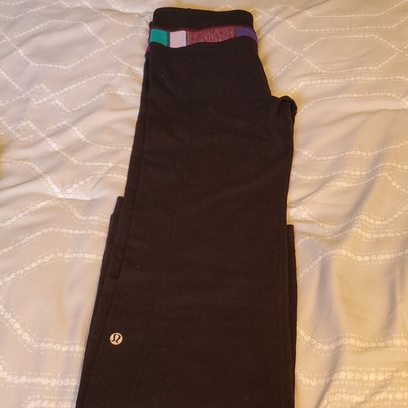 Lot of athletic tights/pants/capris - Picture 2 of 11